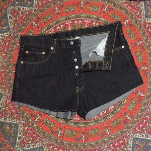 Black Levi’s 501 Cutoff Jean Shorts
